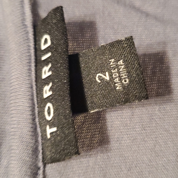 Torrid TShirt Quarter Sleeve 2 - Picture 5 of 5